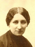 pict79.jpg [144x193]